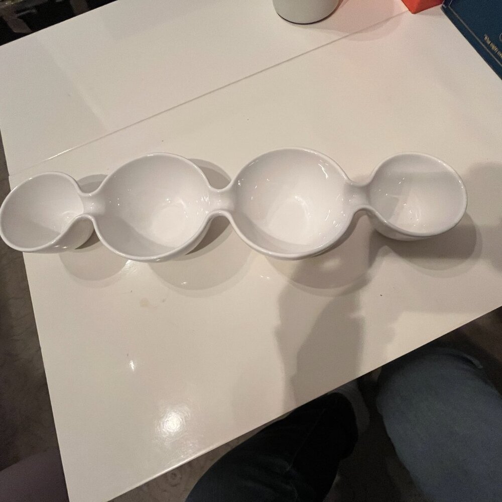 Serving Bowl White Ceramic 4 Part Snack - Serving Bowl (Great‎ Condition)